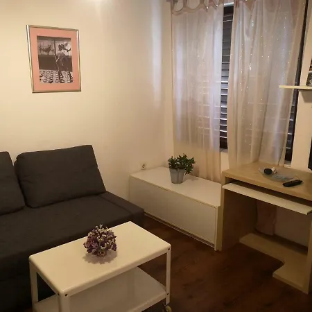 Mali Slatki Apartman 아파트